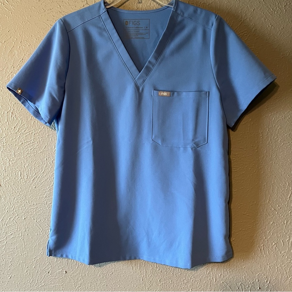 FIGS Blue Short Sleeve V-Neck Scrub Top Pocket Front